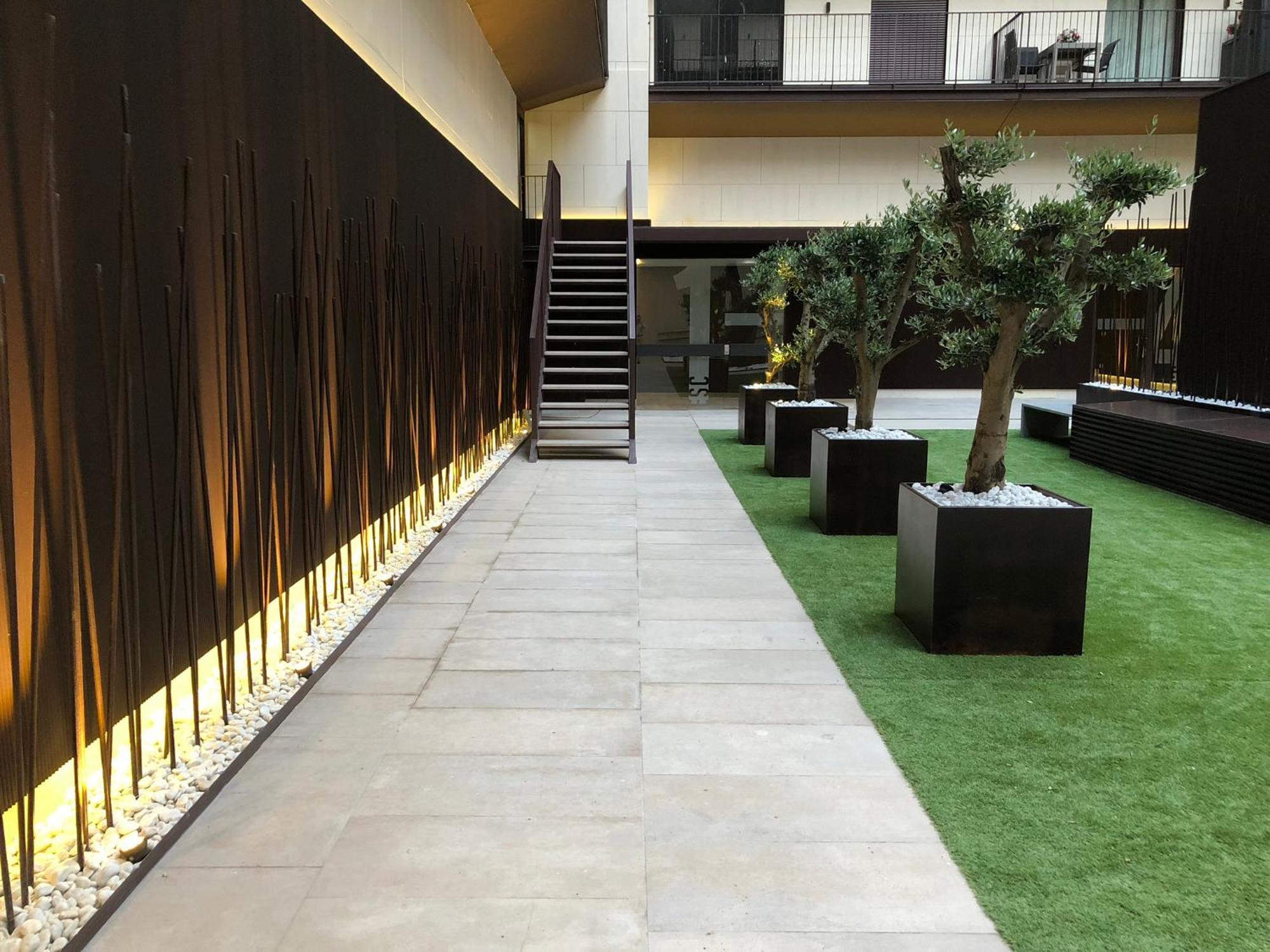 Apartamenticos Plaza Del Pilar I سرقسطة المظهر الخارجي الصورة